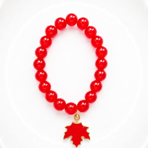 glossy red glass bead bracelet