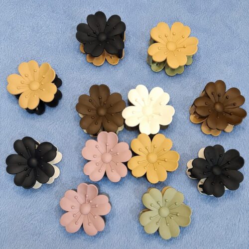 matte dual tone hibiscus 5 petal floral clutch