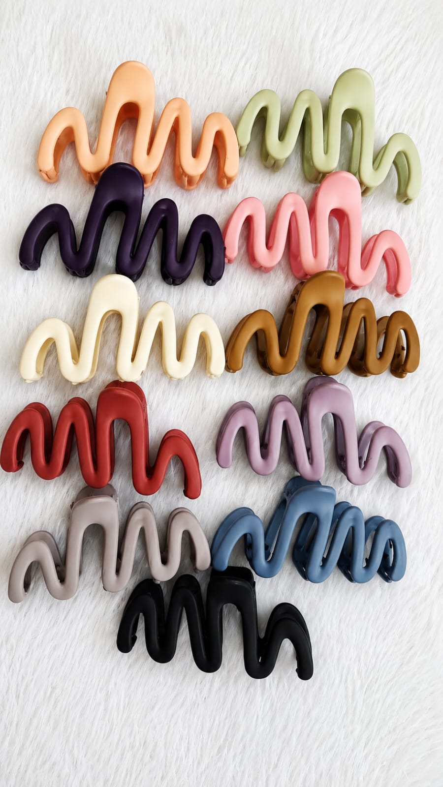 matte big size wavy zigzag claw clip matte big size wavy zigzag claw clip