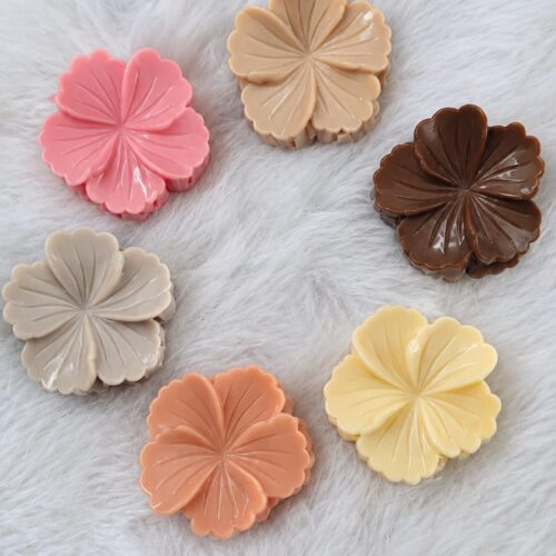 Small Hibiscus Flower Claw Clips