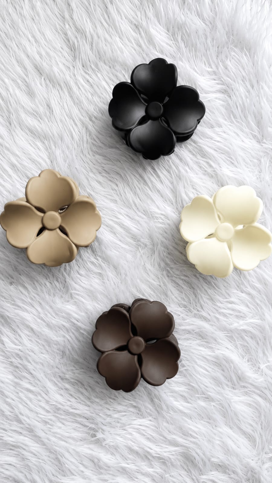 4 petal flower shaped matte claw clips 4 petal flower shaped matte claw clips