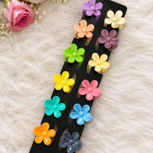glossy daisy flower mini claw clips